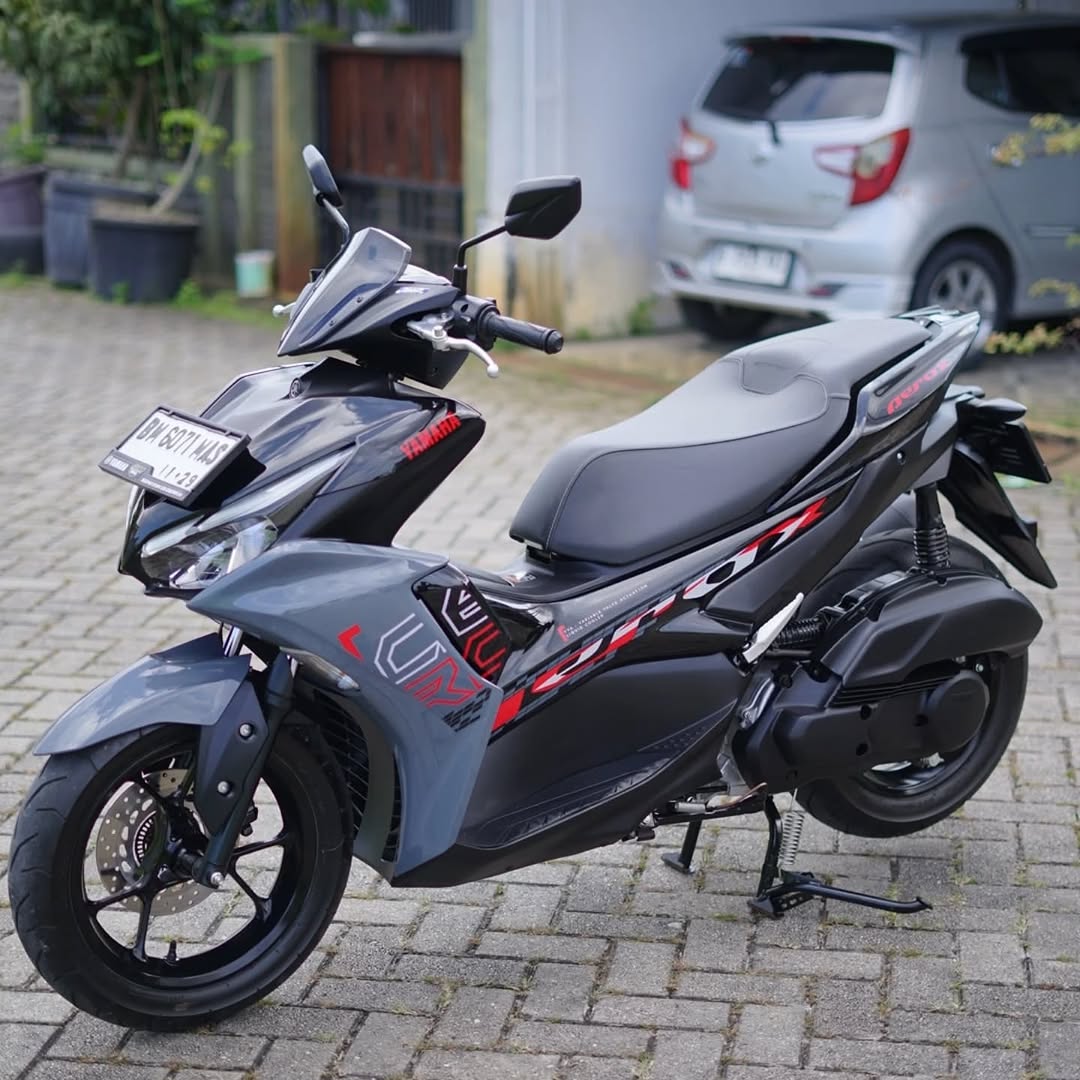 YAMAHA AEROX CONNECTED  