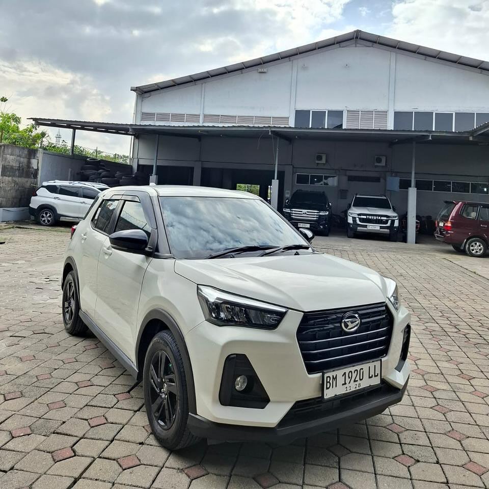 DAIHATSU ROCKY X AT  