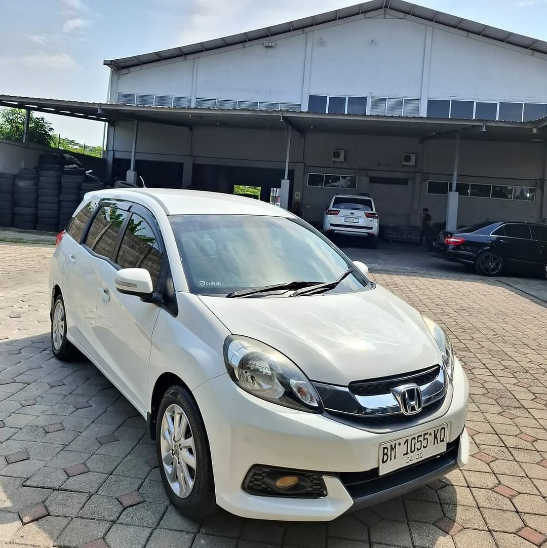 HONDA MOBILIO E AT 