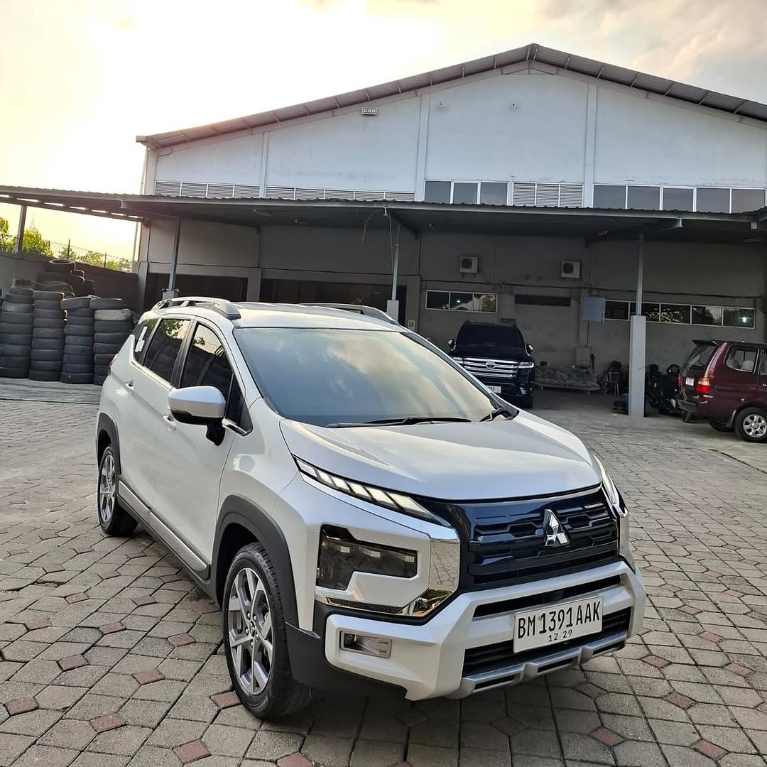 MITSUBISHI XPANDER CROSS 1.5 CVT AT  