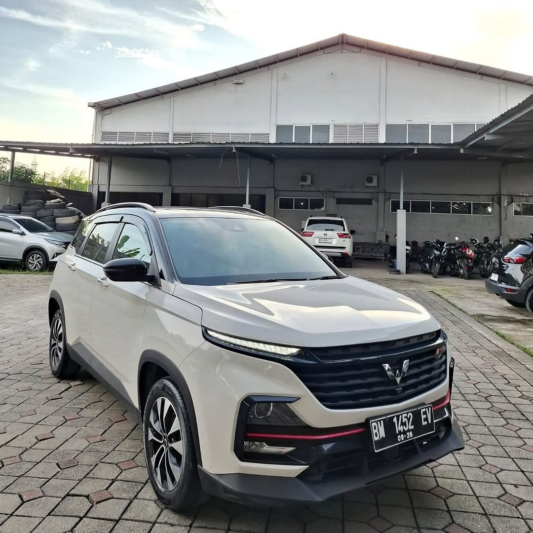 WULING 1.5 RS PRO CVT AT 