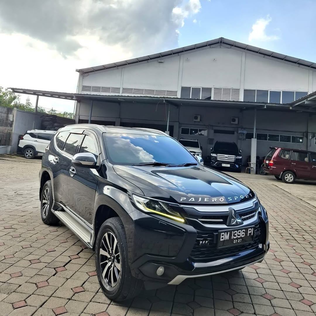 MITSUBISHI PAJERO DAKAR 4X2 AT  Suv